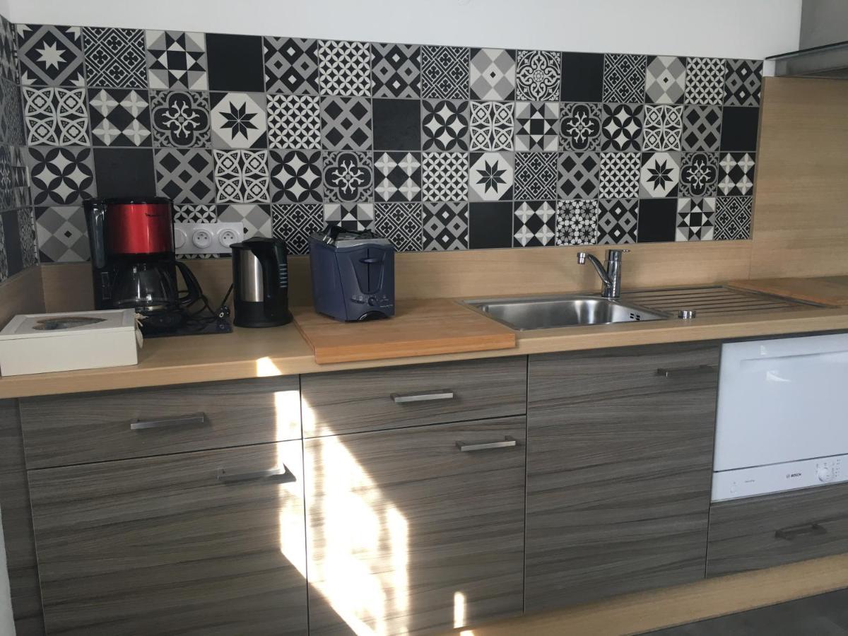 Appartement T2 Independant Dans Maison Pugny-Chatenod Dış mekan fotoğraf