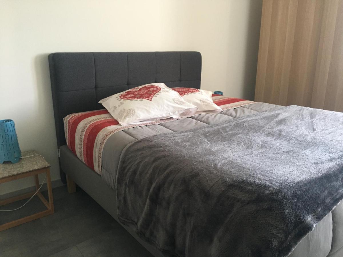 Appartement T2 Independant Dans Maison Pugny-Chatenod Dış mekan fotoğraf
